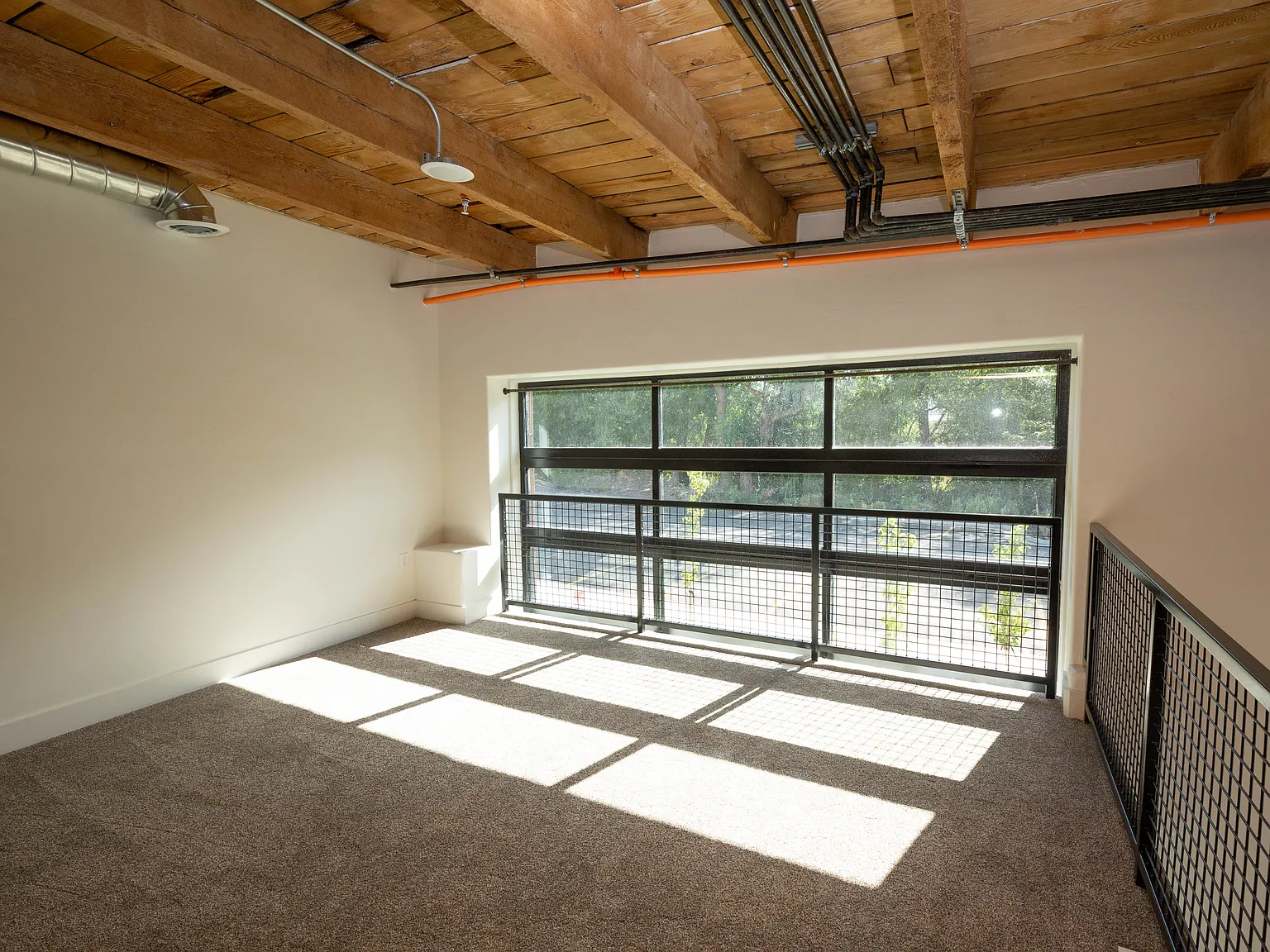 Borden Lofts — Photo 4