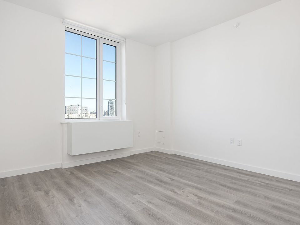 1st image of 1856 Park Ave #14