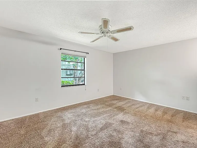 5010 Barrington Cir #2001 — Photo 19