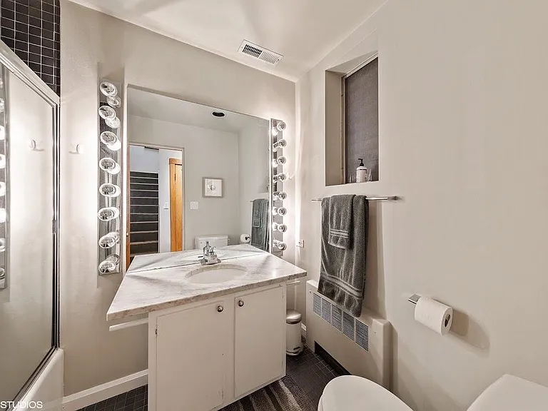 3638 N Fremont St #2 — Photo 18