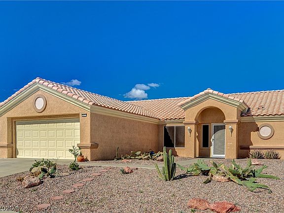 3rd image of 2621 Lotus Hill Dr