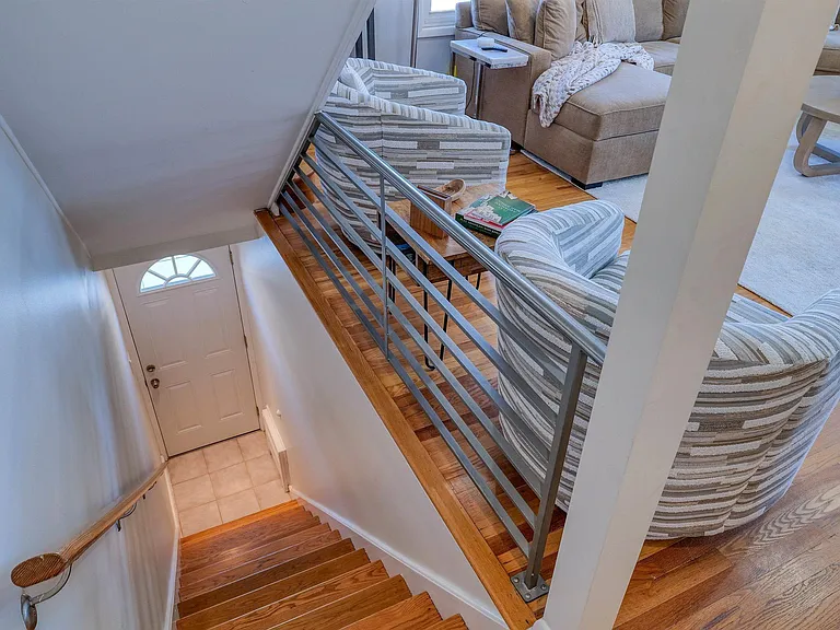 7000 Winchester Ave #TOP FLOOR — Photo 31