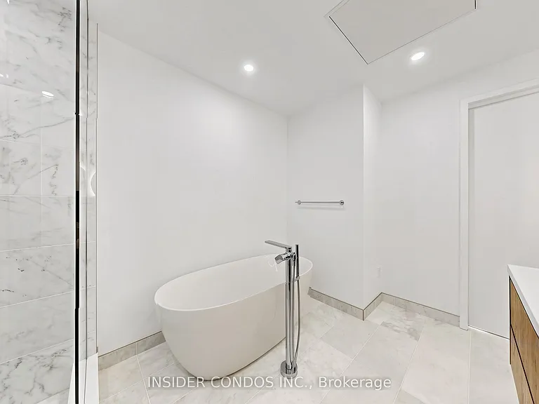 1315 Bay St #1703 — Photo 35