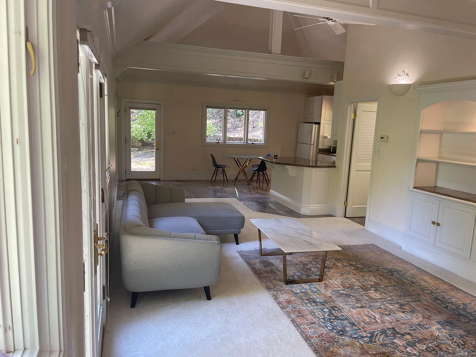 1 bed, 1200 sqft, $5,999 — Photo 1