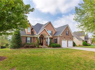 181 Barclays Dr, Winston Salem, NC 27107