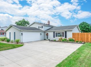 1718 Berwick Dr, Brunswick, OH