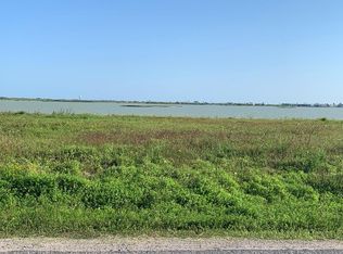81 Copano Ridge Rd, Rockport, TX 78382