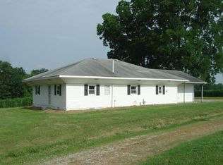 2000 N Stierly Rd, Wadesville, IN 47638