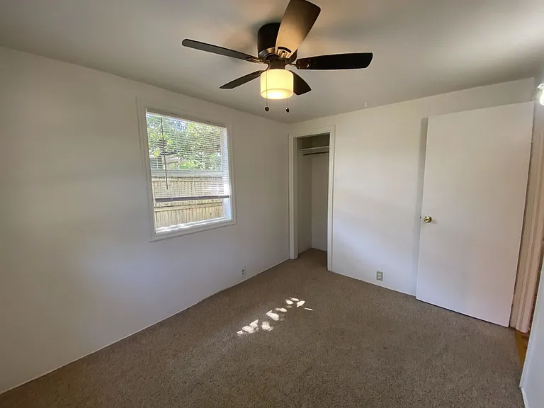 710 W Broccoli St — Photo 20