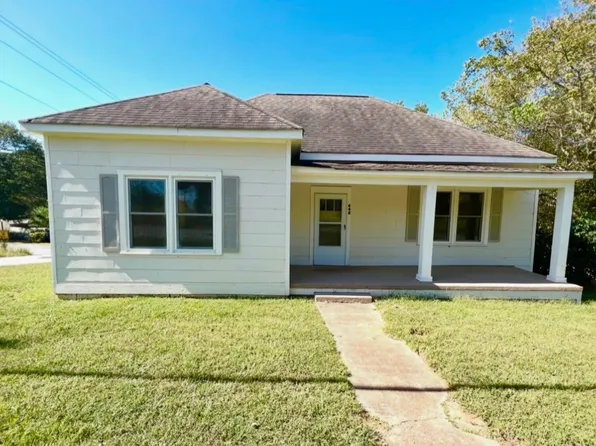 462 Spring St, Commerce, GA 30529