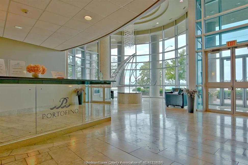 2 bed, 2.5 bath, 2233 sqft, $3,800 — Photo 2