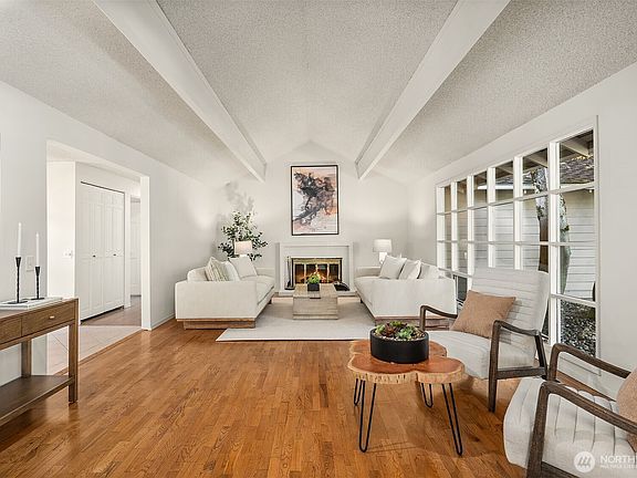 5th image of 2709 86th Avenue NE