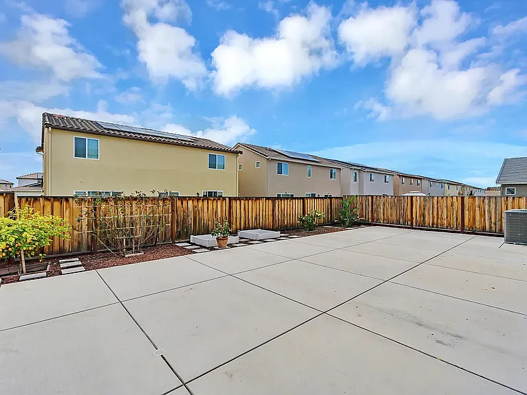 5319 Hames Valley Ln — Photo 62