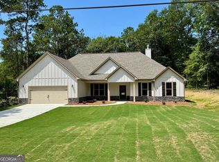 100 Hunters Chase Ct, Eatonton, GA 31024