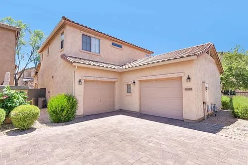 3659 W Thalia Ct Photo 1