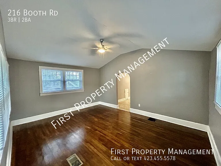 216 Booth Rd — Photo 31