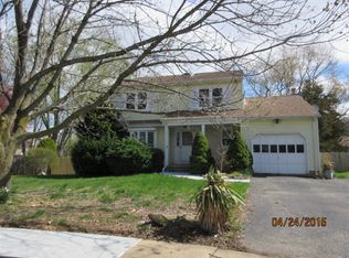 23 Edith Ct, Dayton, NJ