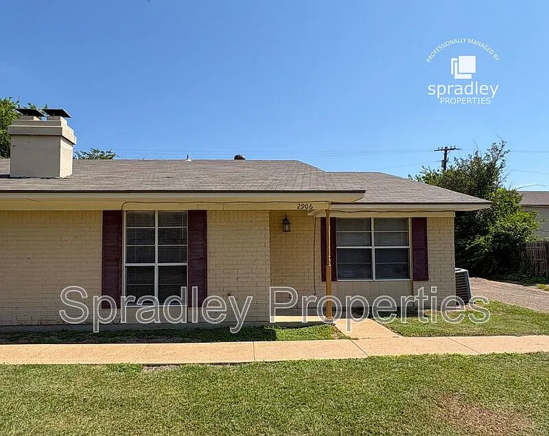 2906 Durango Dr #2906