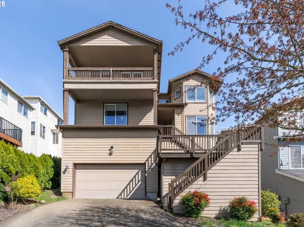 5878 NW Redfox Dr, Portland, OR 97229