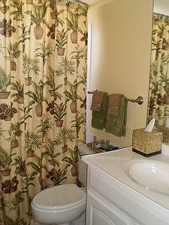 5th image of 1617 SE 15th St APT 201