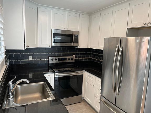 3rd image of 1272 W Mc Kinley Ave APT 2