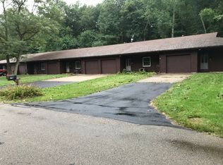 455 River St APT E, Concord, MI 49237