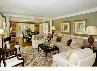 6 Ascot Pl, Farmington, CT 06032