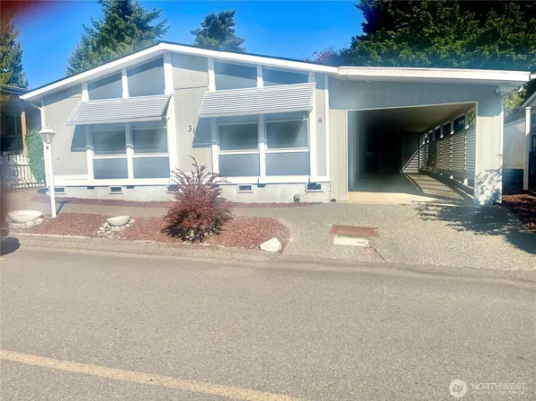 32820 S 20th Street S #30, Federal Way, WA 98003