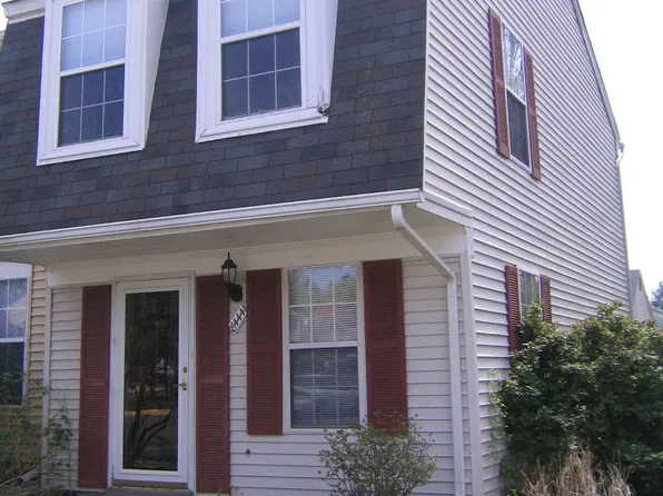 8444 Georgian Ct, Manassas, VA 20110