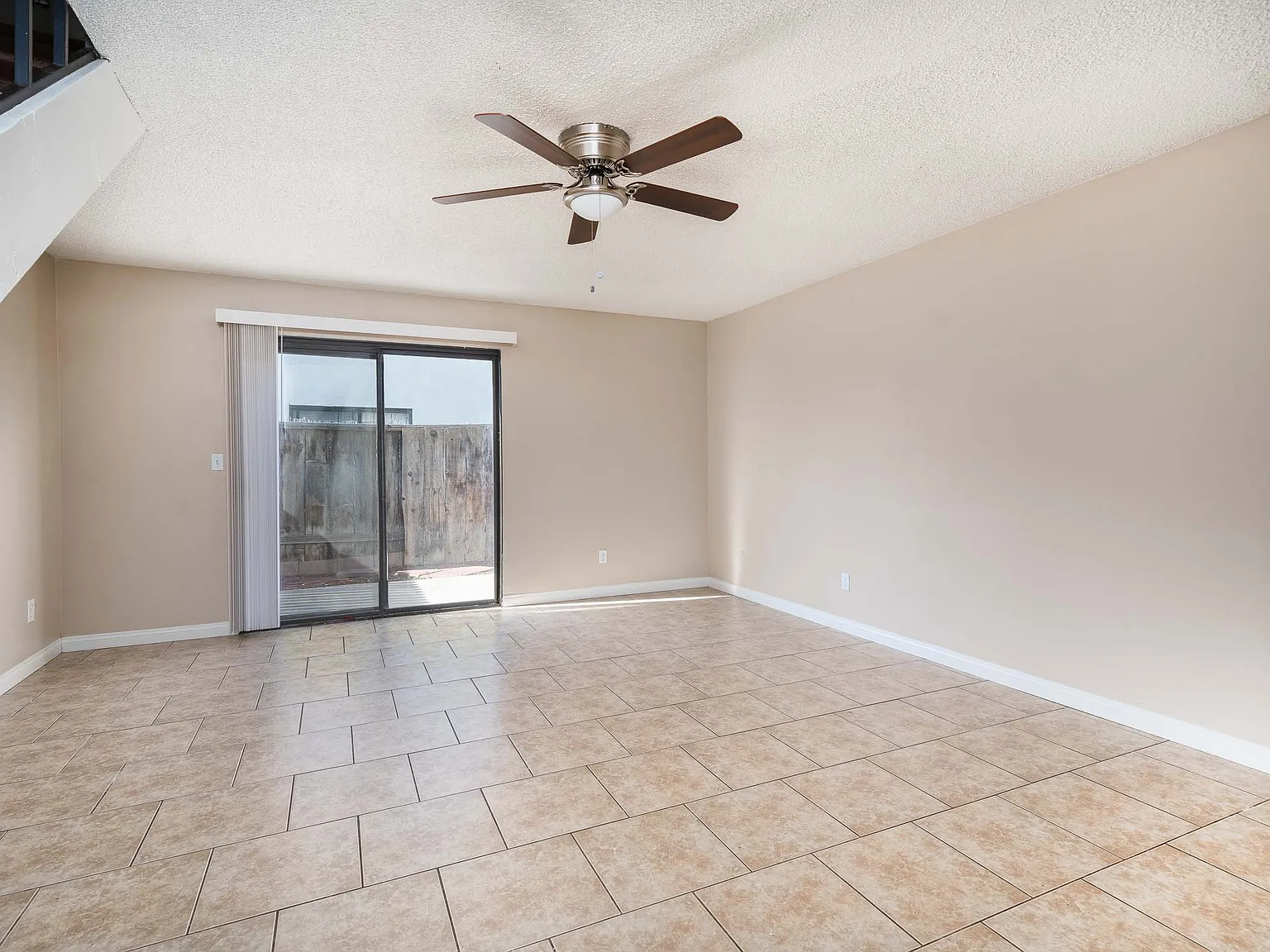 2601 Actis - C — Photo 3