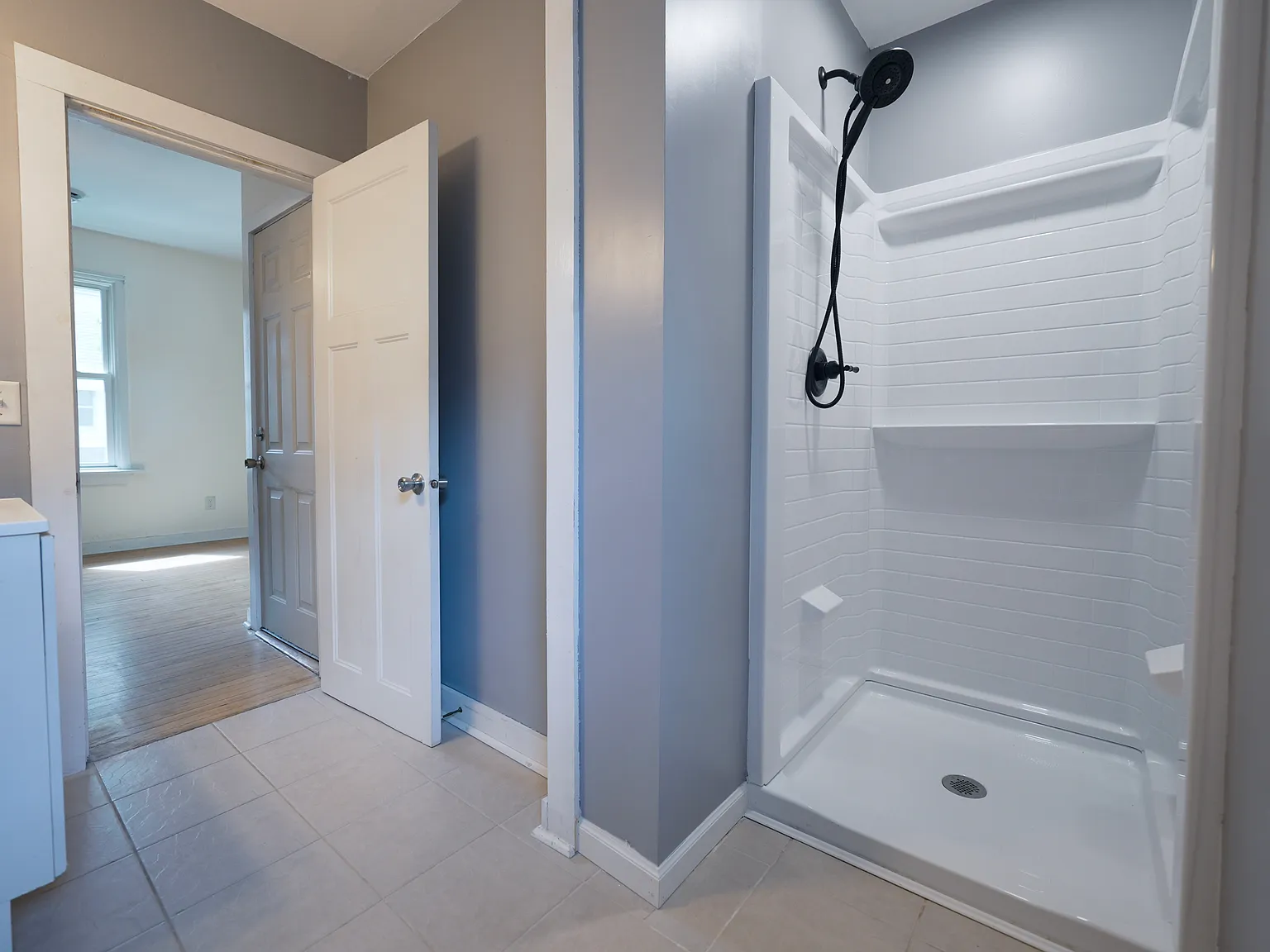 2 bed, 800 sqft, $1,650 — Photo 3