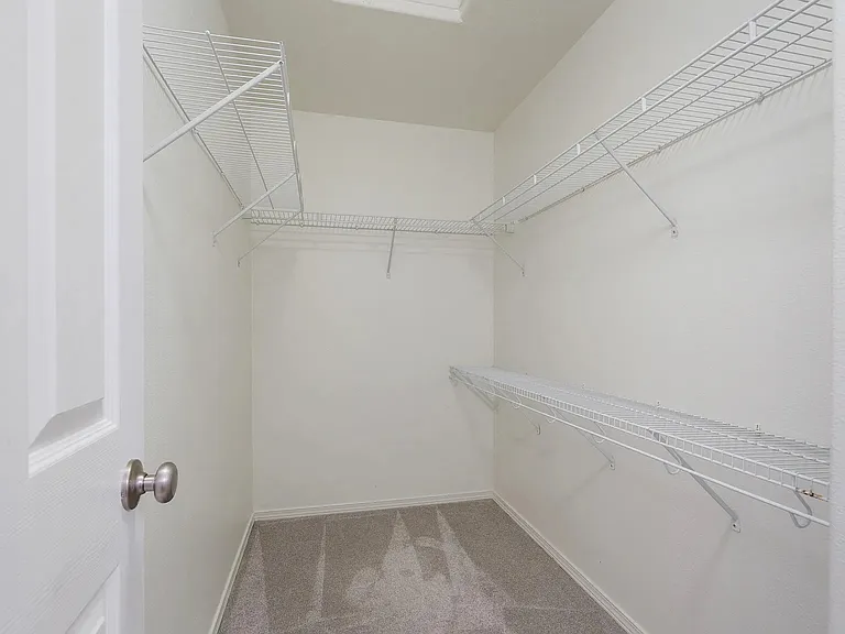 21069 SW Madeira Ter — Photo 31