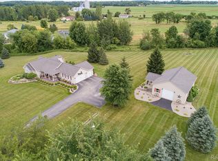 626 N Summers Rd, Imlay City, MI 48444