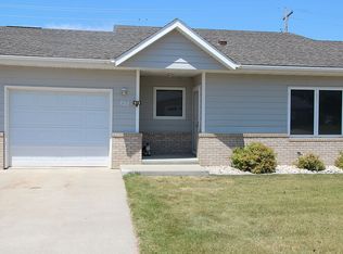 722 E Spruce Ct, Winner, SD 57580