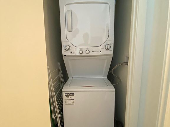 4th image of 49 E Liberty St #206