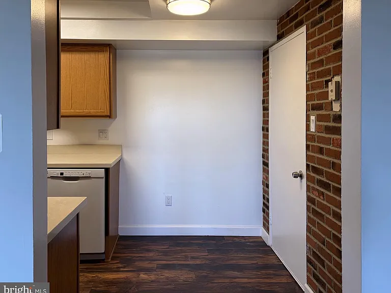 10239 Prince Pl #26-304 — Photo 16