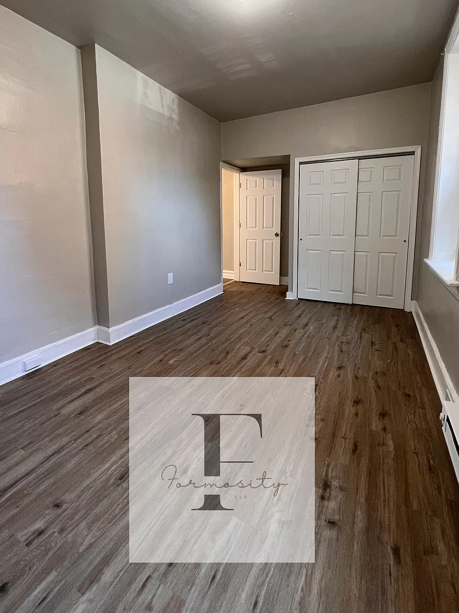 Building Photo - 611 W Turner St #4