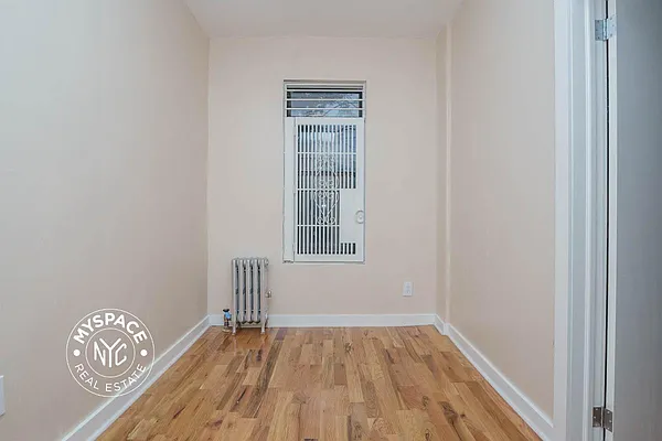 Rented by MySpaceNYC | media 13