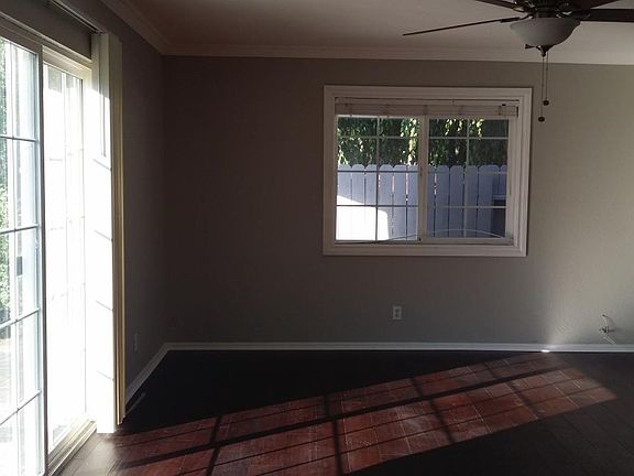 4th image of 14651 Countrywood Ln