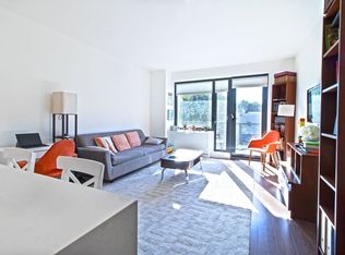 3432 35th St #3B, Long Island City, NY 11106