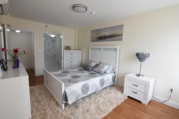 Sold by Web Realty Group Inc | media 11