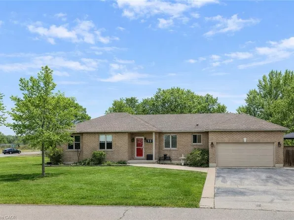 301 Mud St E, Stoney Creek, ON L8J 2X7