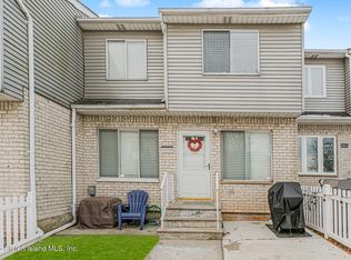 1032 Rathbun Ave #B, Staten Island, NY 10309