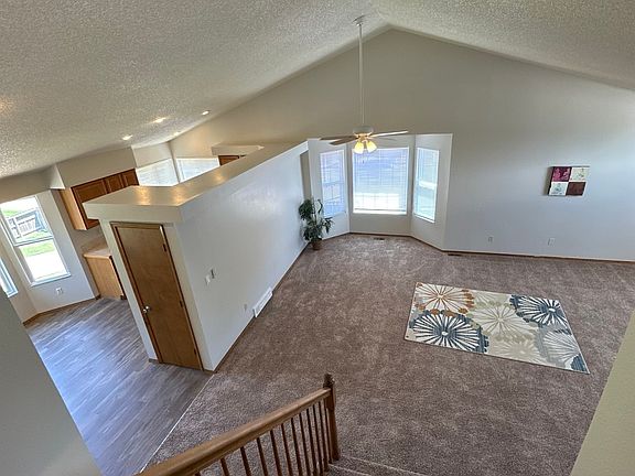 5th image of 8750 Massey Cir