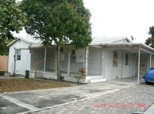 1045 W 30th St, Riviera Beach, FL 33404
