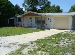 7400 Country Club Dr, Hudson, FL 34667