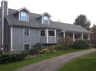 18 Mackey Rd, Lloyd, NY 12528