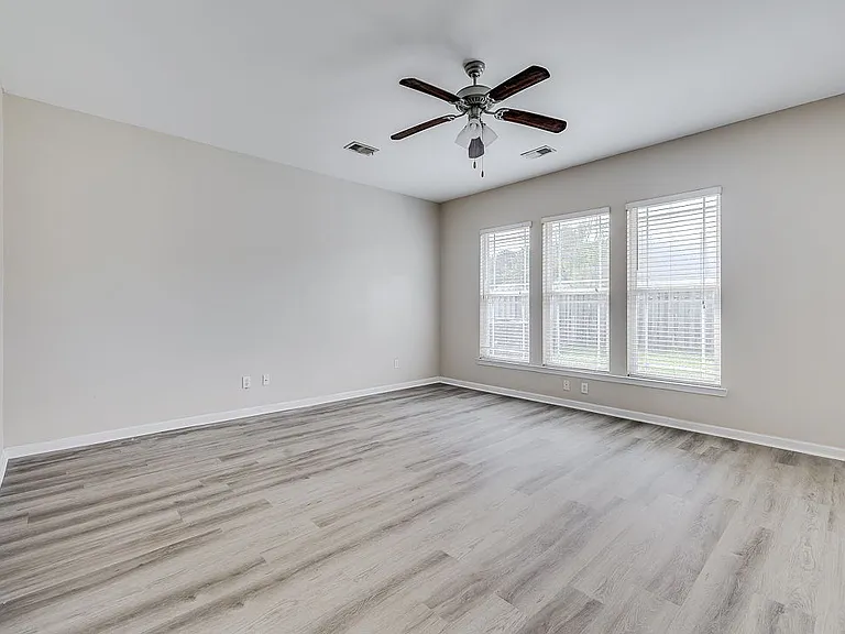 58 Spring Lakes Cir — Photo 21