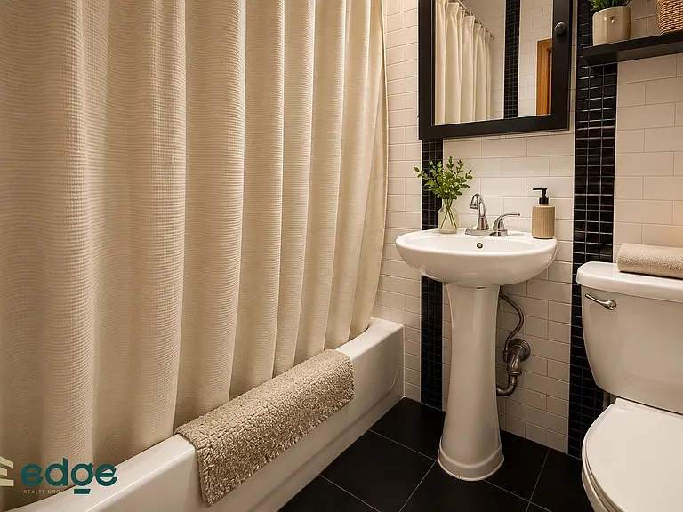 166 Harman St #1L — Photo 9
