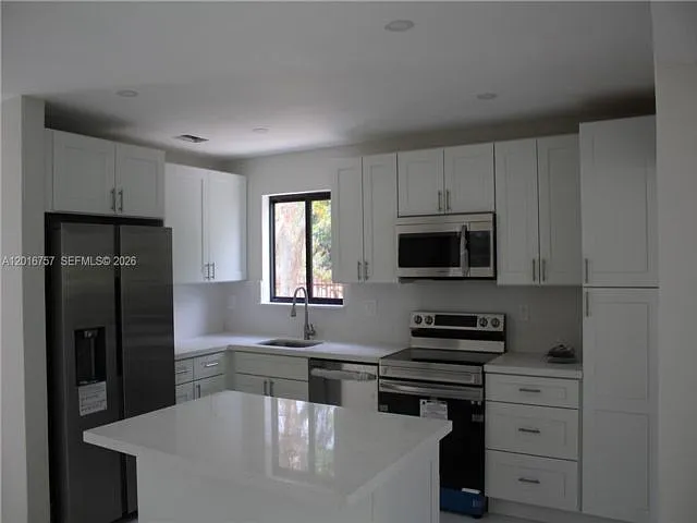 18815 NW 42nd Pl — Photo 4